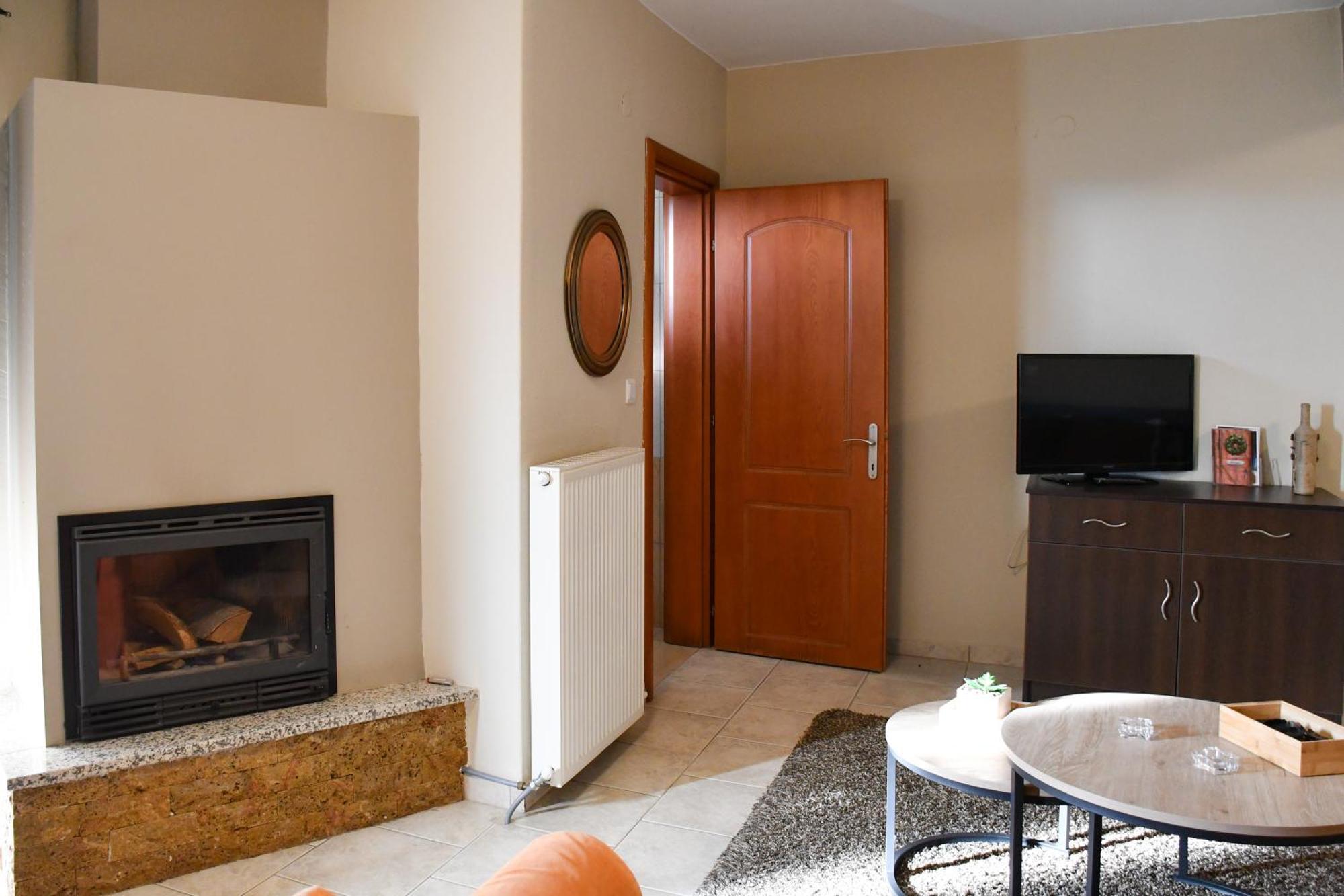 Toula Rooms Ángistron Dış mekan fotoğraf