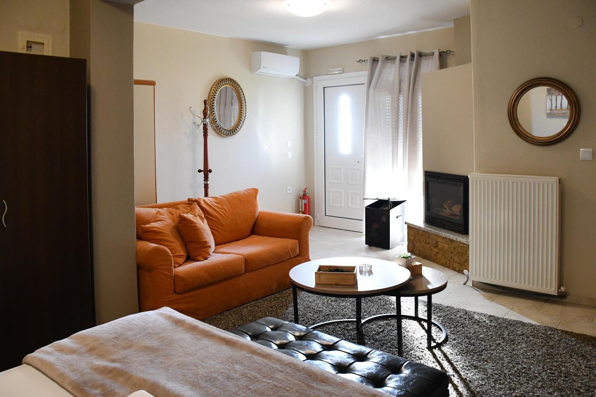 Toula Rooms Ángistron Dış mekan fotoğraf