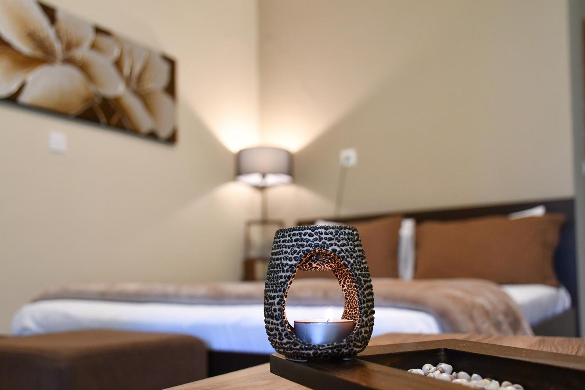 Toula Rooms Ángistron Dış mekan fotoğraf