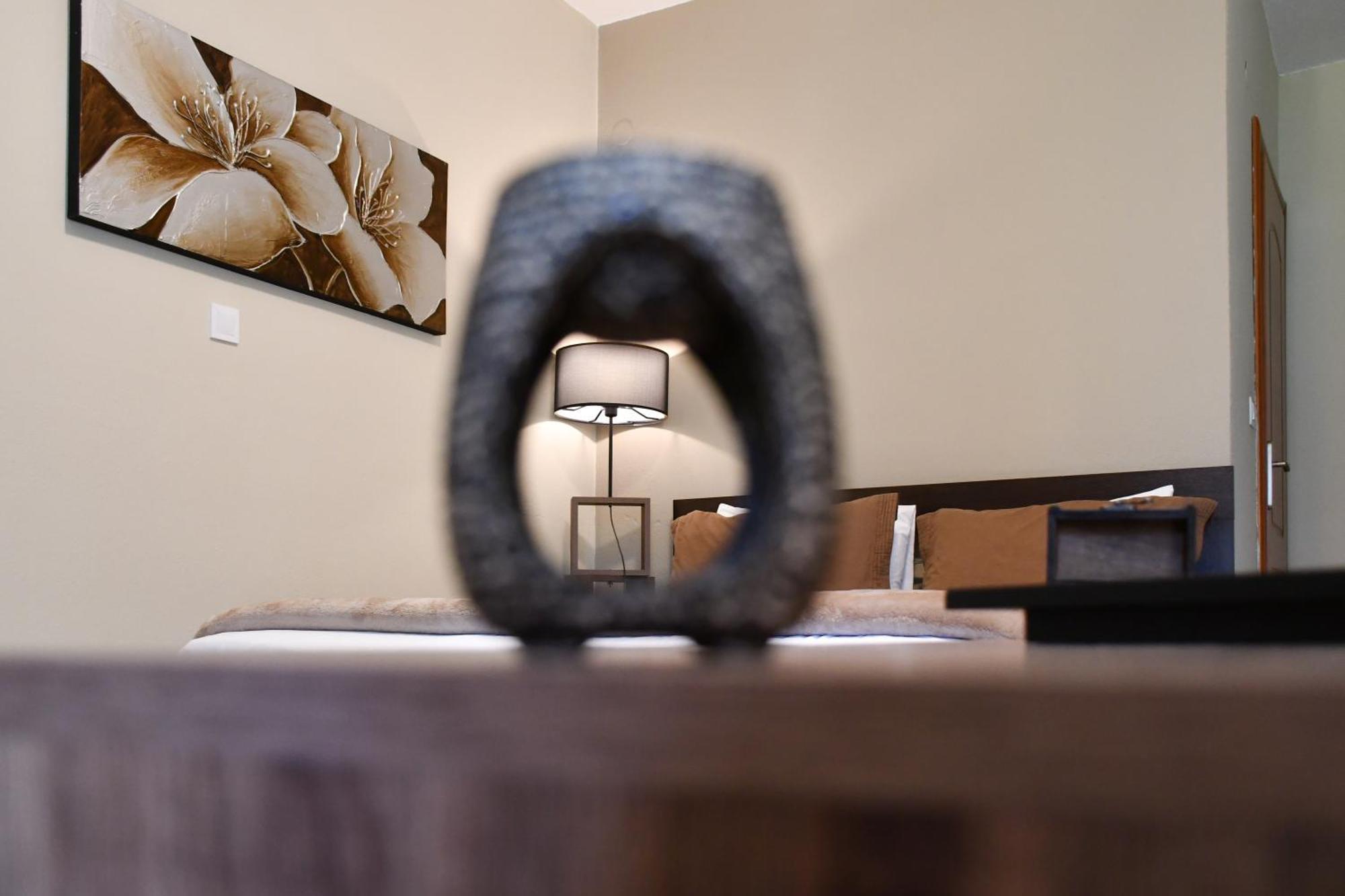 Toula Rooms Ángistron Dış mekan fotoğraf