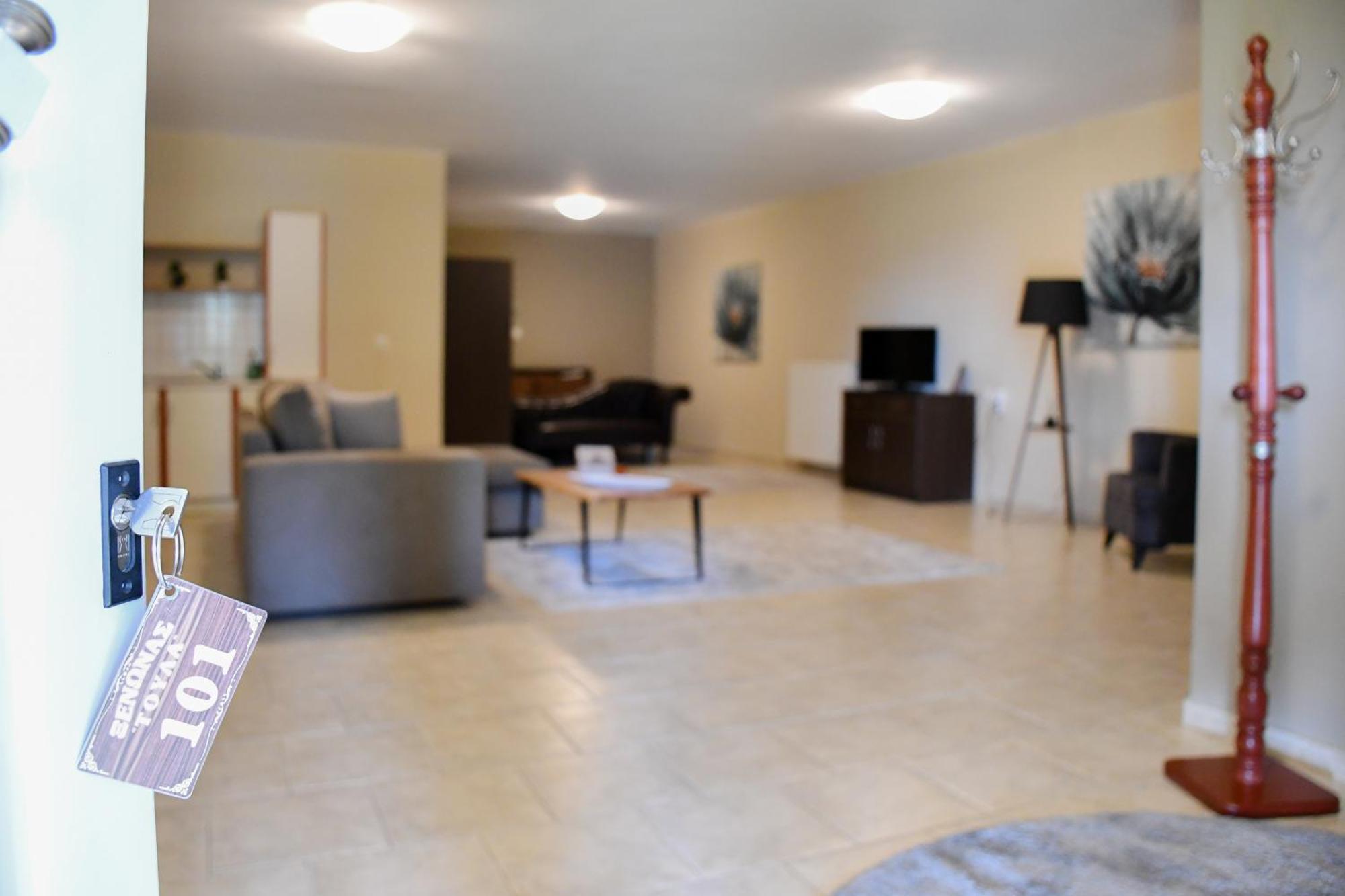 Toula Rooms Ángistron Dış mekan fotoğraf